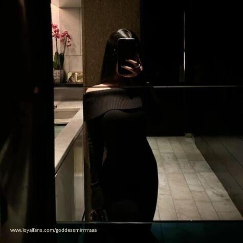 findomgoddessmiraaa avatar