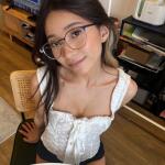 Belle Brat avatar