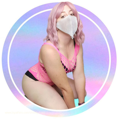 Cheeky Foxxx’s Official Social Fan Page | LoyalFans