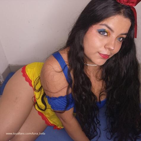 Luna Bella avatar