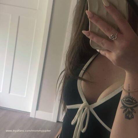 mommyjupiter avatar
