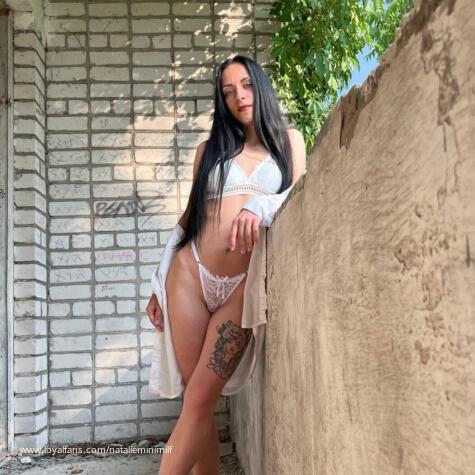 Natalie Mini Milf avatar