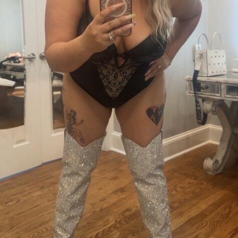 Mrs Expensive avatar