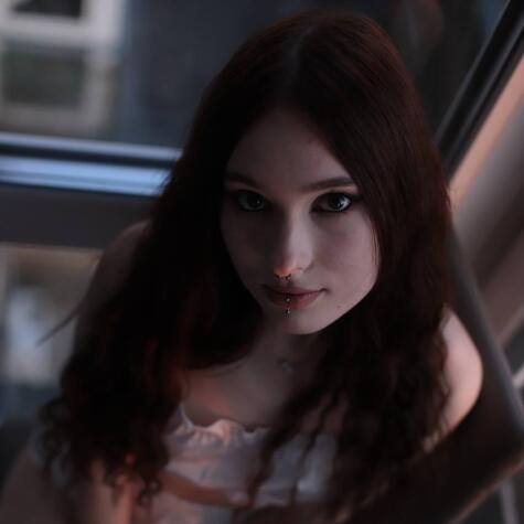 hotwitch_li avatar