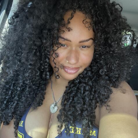 Heyitsroxyx avatar