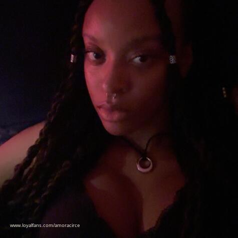 Desi Amora avatar