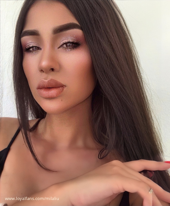 🌑🌒🌓🌔🌕🌖🌗🌘🌑 Goddess Milaliu FinDom Official Photos