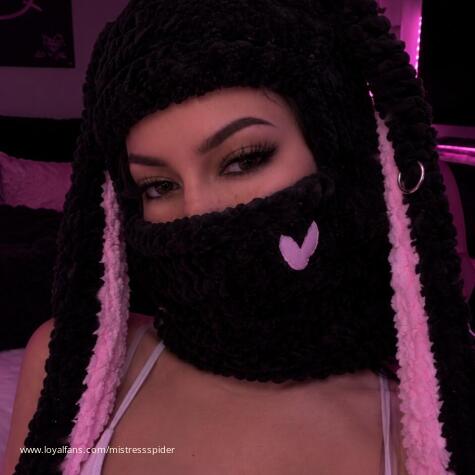 LoveBunnyy avatar