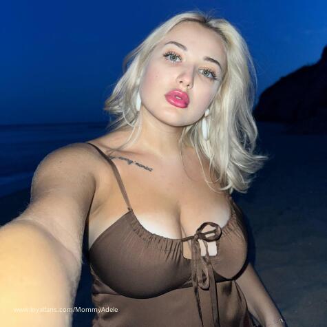 Platinum Tit Queen avatar