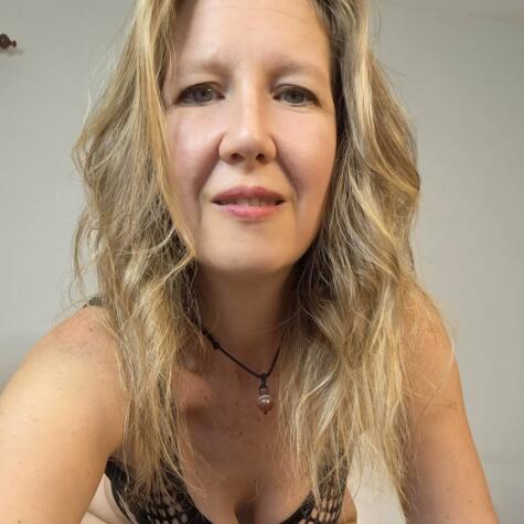 EllieDanielsVids avatar