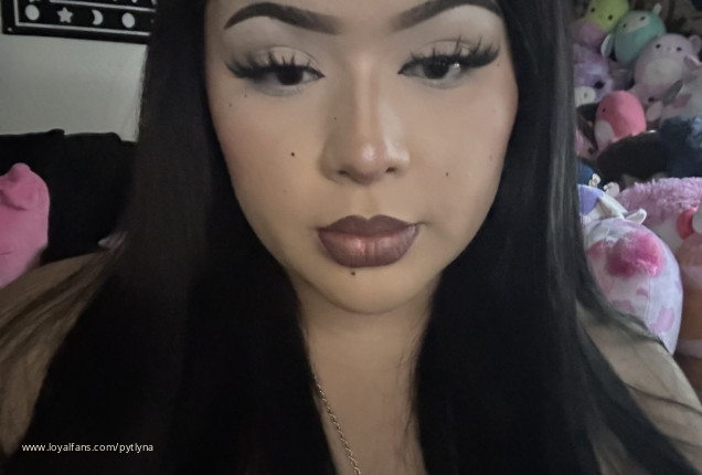 🍒 - Pytlyna Official Profile | www.Loyalfans.com