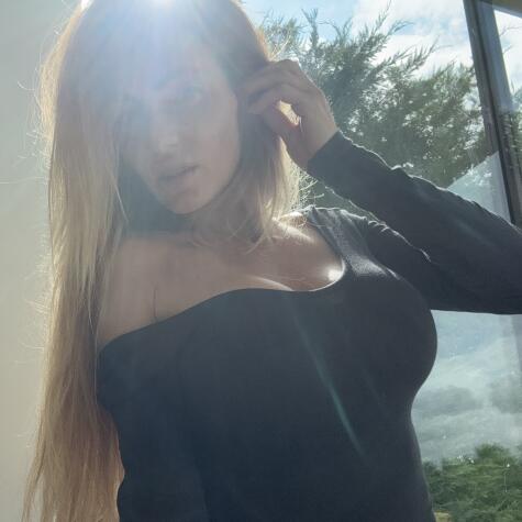 Madame Lux avatar