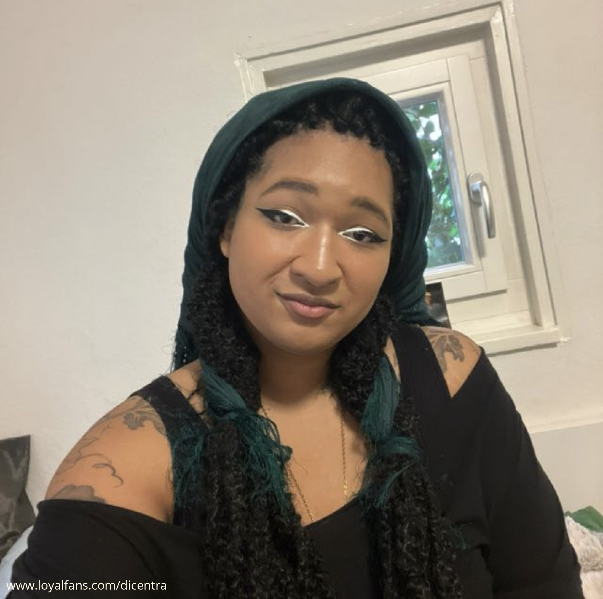 Goddess Dicentra’s Official Social Fan Page LoyalFans