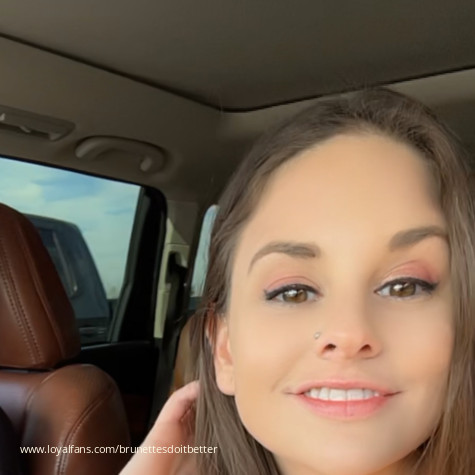 Brunettesdoitbetter avatar