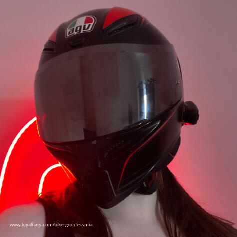 Biker Goddess Mia avatar