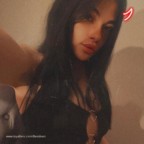 BrattybeccaX avatar