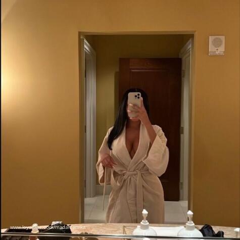 MadameMikaa avatar