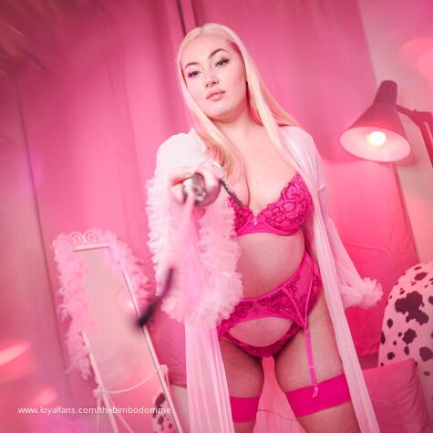 TheBimboDomme avatar