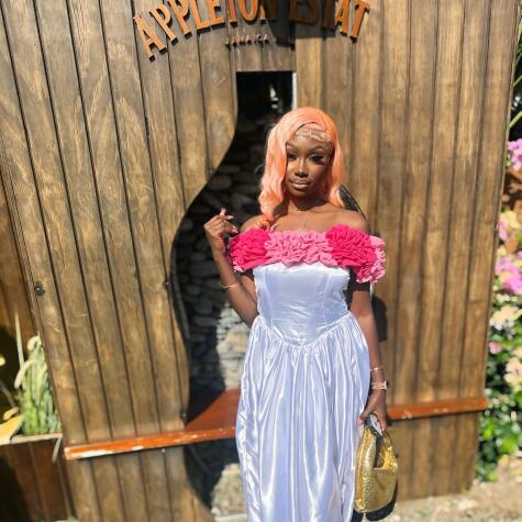 Kayla876 avatar