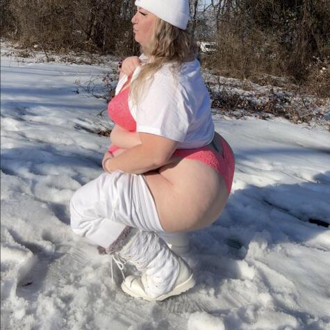 FemDom Goon Goddess BBW Queen MILF  avatar