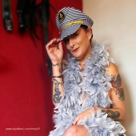 MistressIvy51 avatar