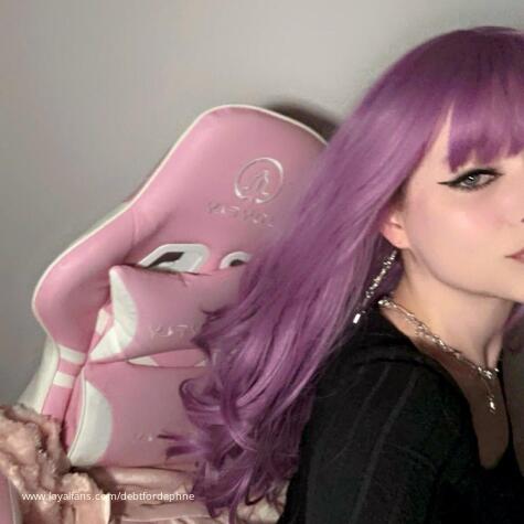 DebtforDaphne avatar