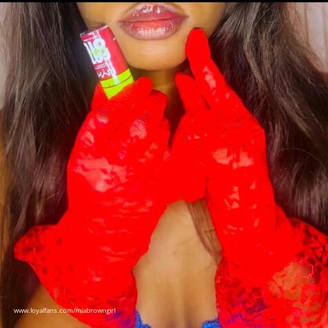 Miabrowngirl avatar