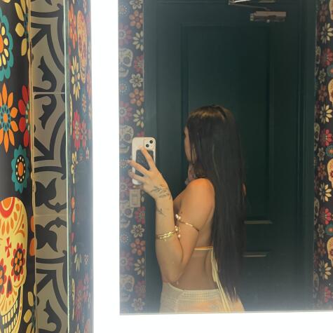 Theyenvyjade avatar