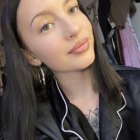 AngelAvery7 avatar