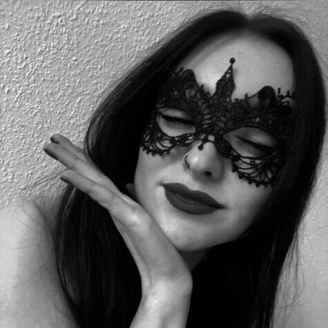 Lady_DeVyne avatar