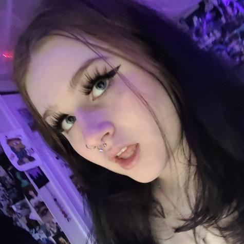 ivy 🧛🏻‍♀️💸💋 avatar