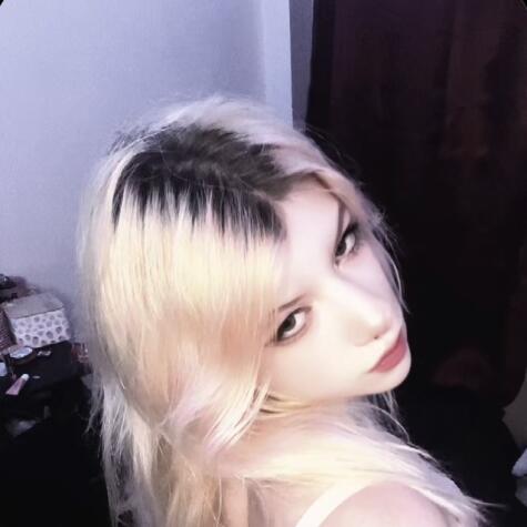 Ms Cherry avatar