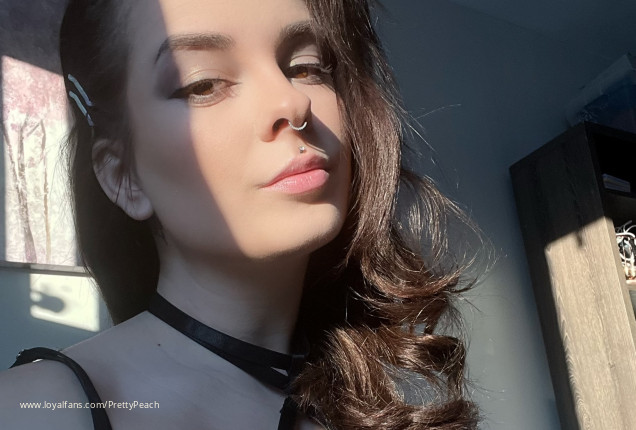 PrettyPeach Live Stream - Watch PrettyPeach Live | Only at www.Loyalfans.com