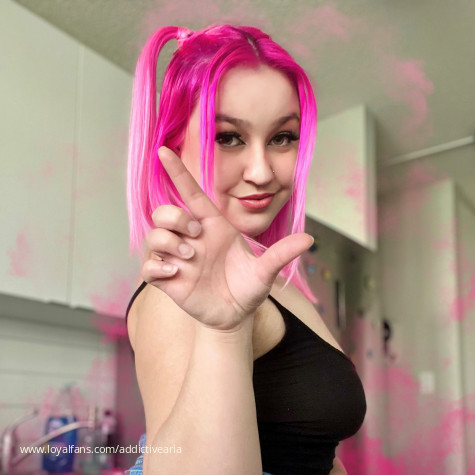 Addictive Aria’s Official Social Fan Page | LoyalFans