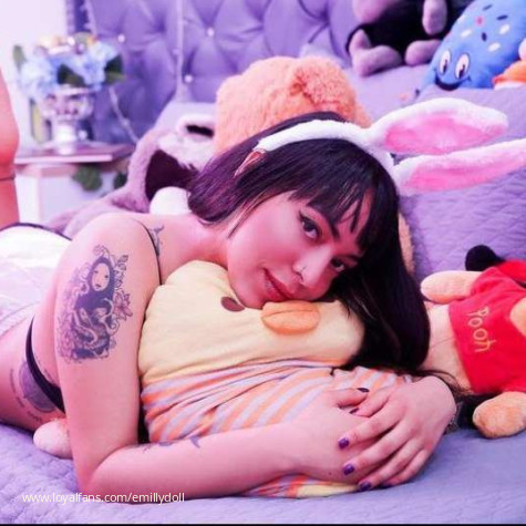 EmillyDoll avatar