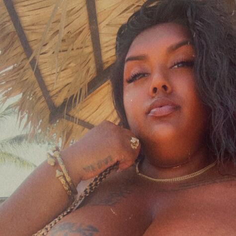 Thee Miss Renee avatar