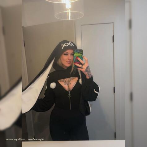 Kacey Liv avatar