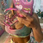 Queen Tippie Taps feet foot avatar