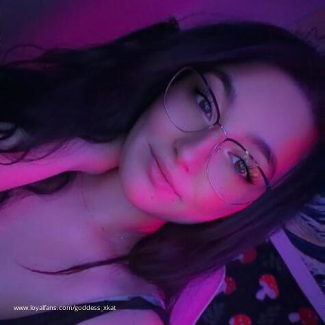 GoddessxKat avatar