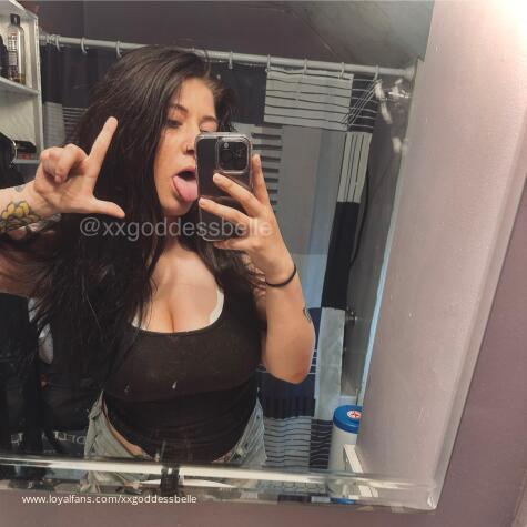 Goddess Belleee avatar