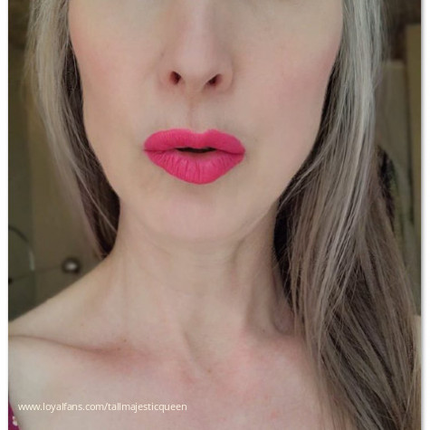 TallMajesticQueen avatar