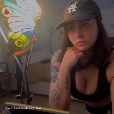 Findom Goddess Blair avatar