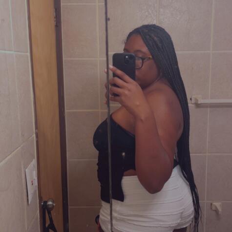 Lovelyb11 avatar