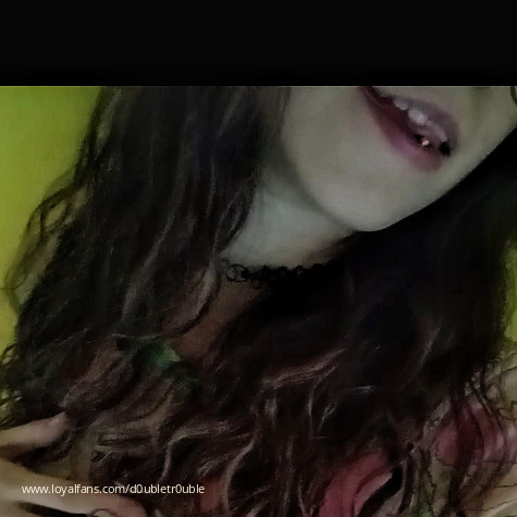 d0ubletr0uble avatar