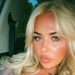 Blondegirl27 avatar