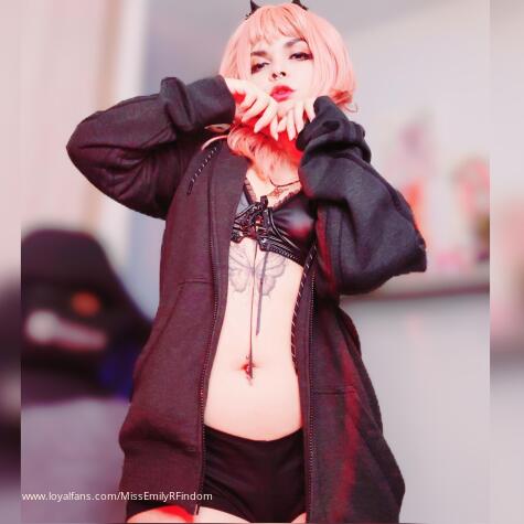 MissEmilyRFindom avatar