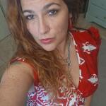 QueenHoneyBee88 avatar