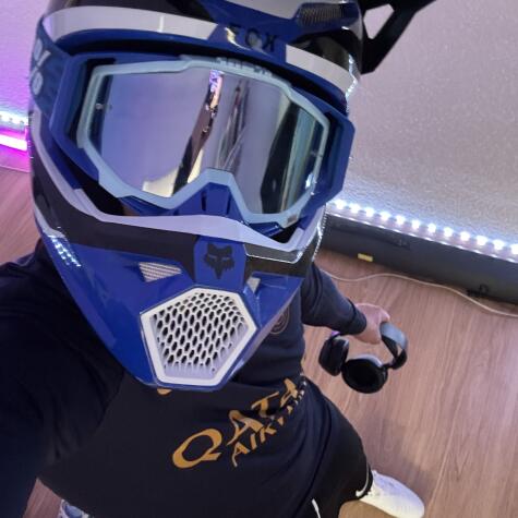 SneakXBoy avatar