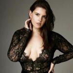 CurvyGoddessAtHome avatar