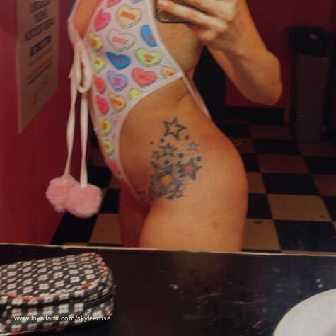 Sky Lee rose avatar